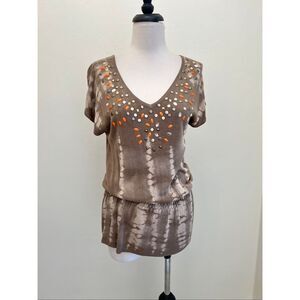 Caché Women's Tie-Dye Knit V-Neck  Short Sleeve Peplum Blouse Brown Tan Size XS